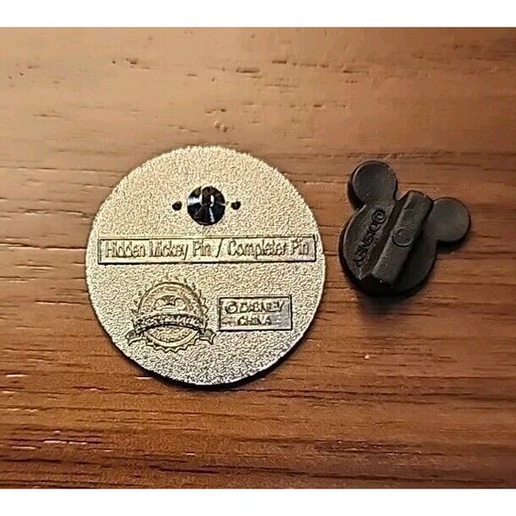 Disney 2010 Pin Alice In Wonderland 'TEN' Completer Pin Cheshire Cat - Picture 2 of 2